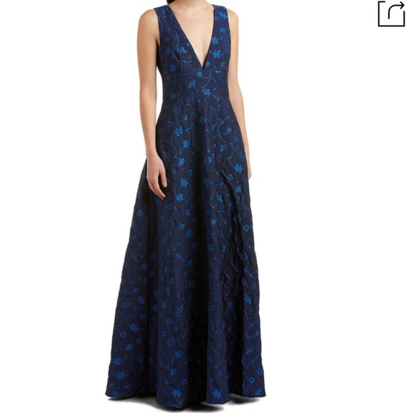 Monique Lhuillier Dresses & Skirts - NWT Monique Lhuillier Gown